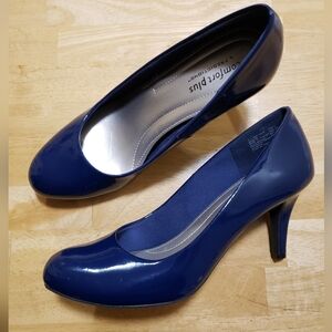 Blue Heels - Comfort Plus by Predictions Sz 7
